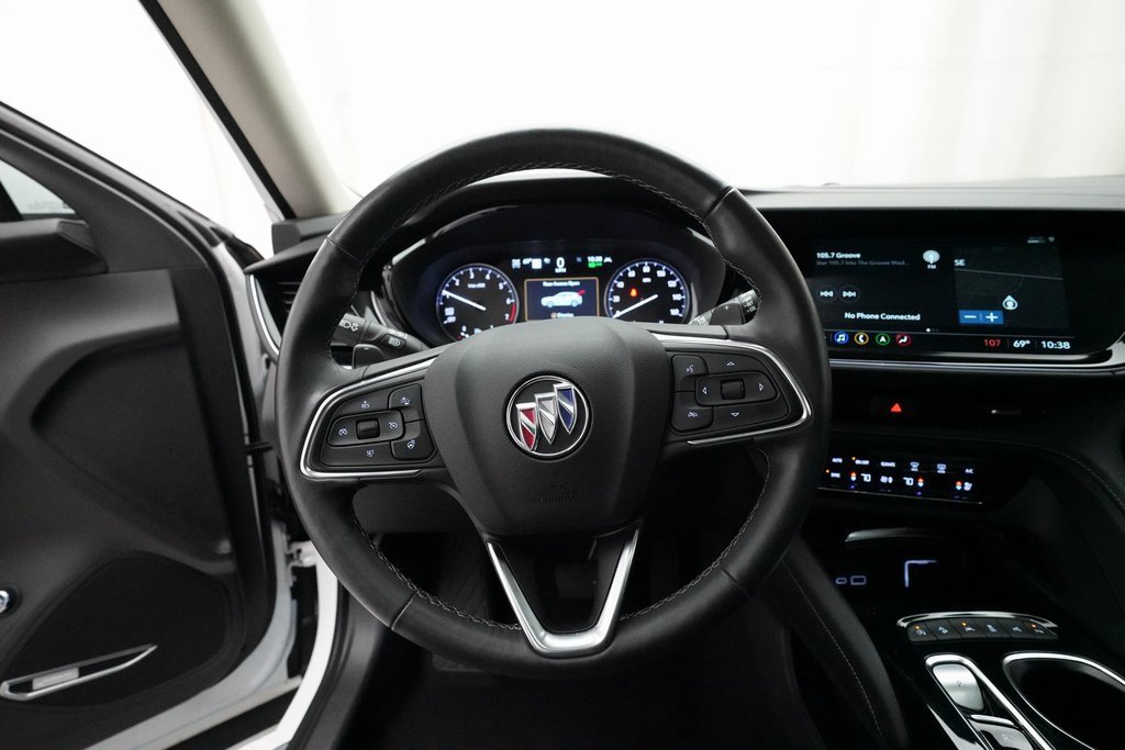 Used 2023 Buick Envision Avenir image 4