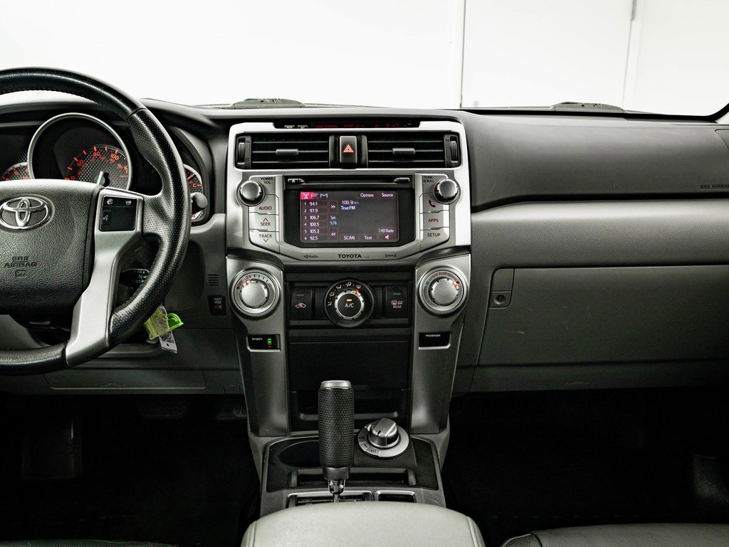 Used 2013 Toyota 4Runner SR5 image 32