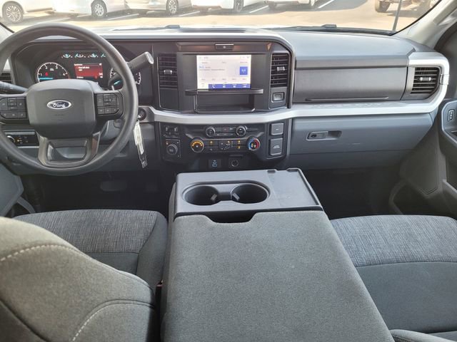Used 2025 Ford F250 XLT AWD/4WD image 6