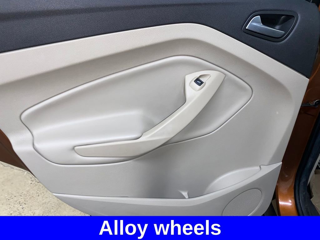 Used 2017 Ford Escape SE AWD/4WD image 13