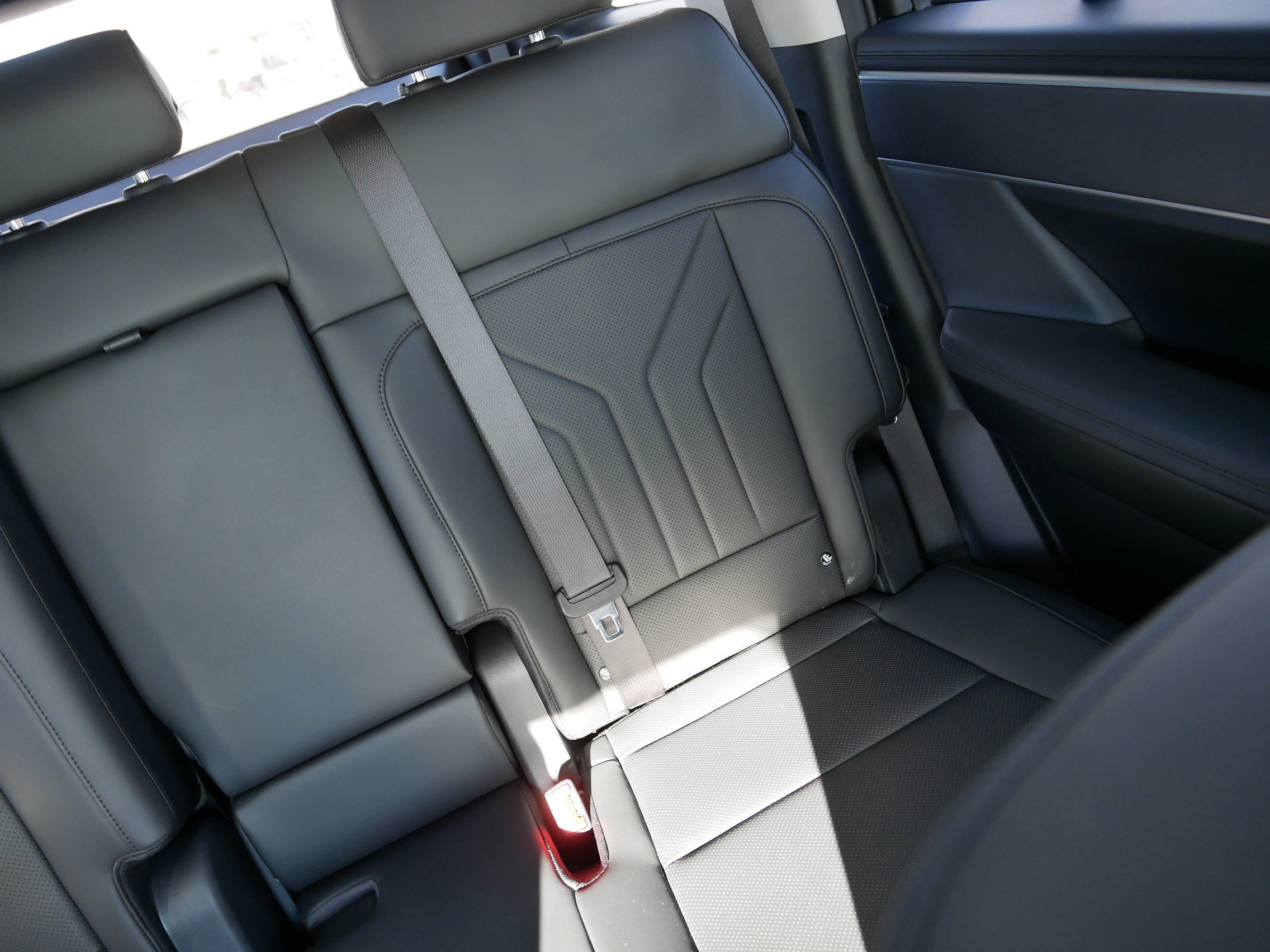 Used 2026 Hyundai Santa Fe SEL AWD/4WD image 14