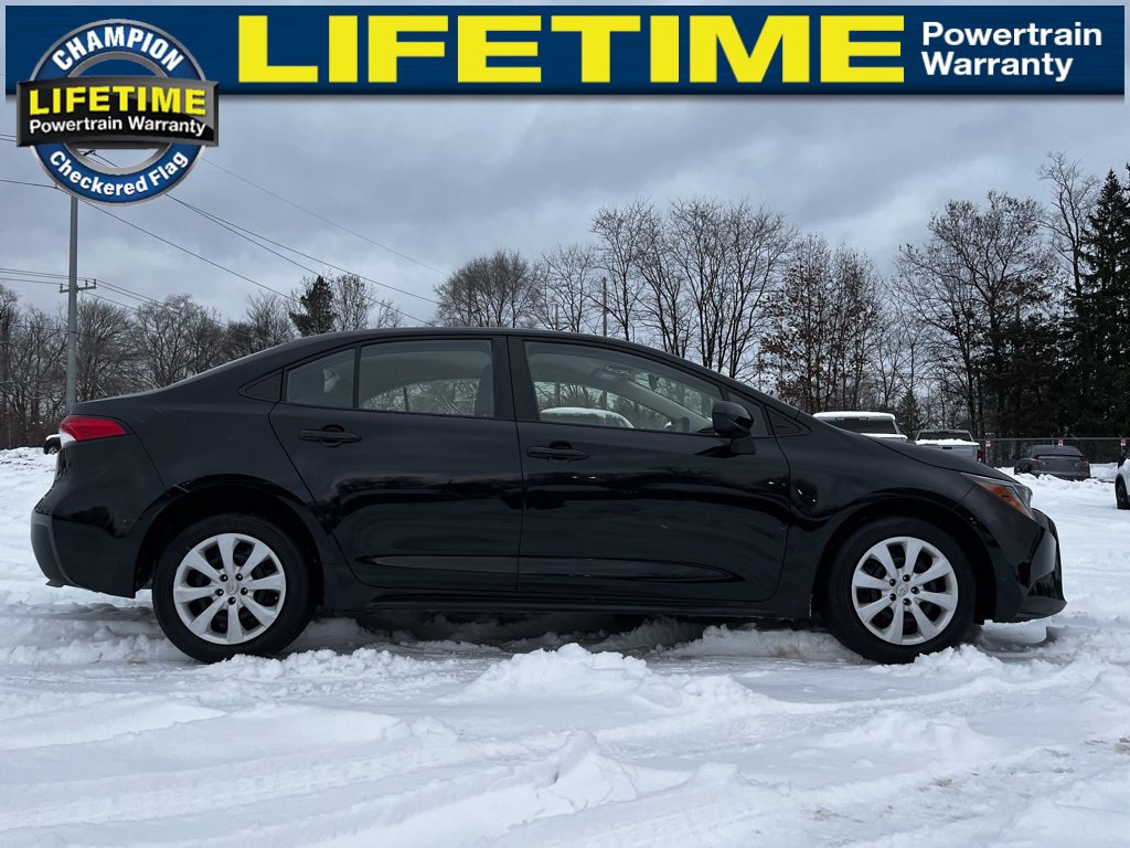 Used 2024 Toyota Corolla LE image 7