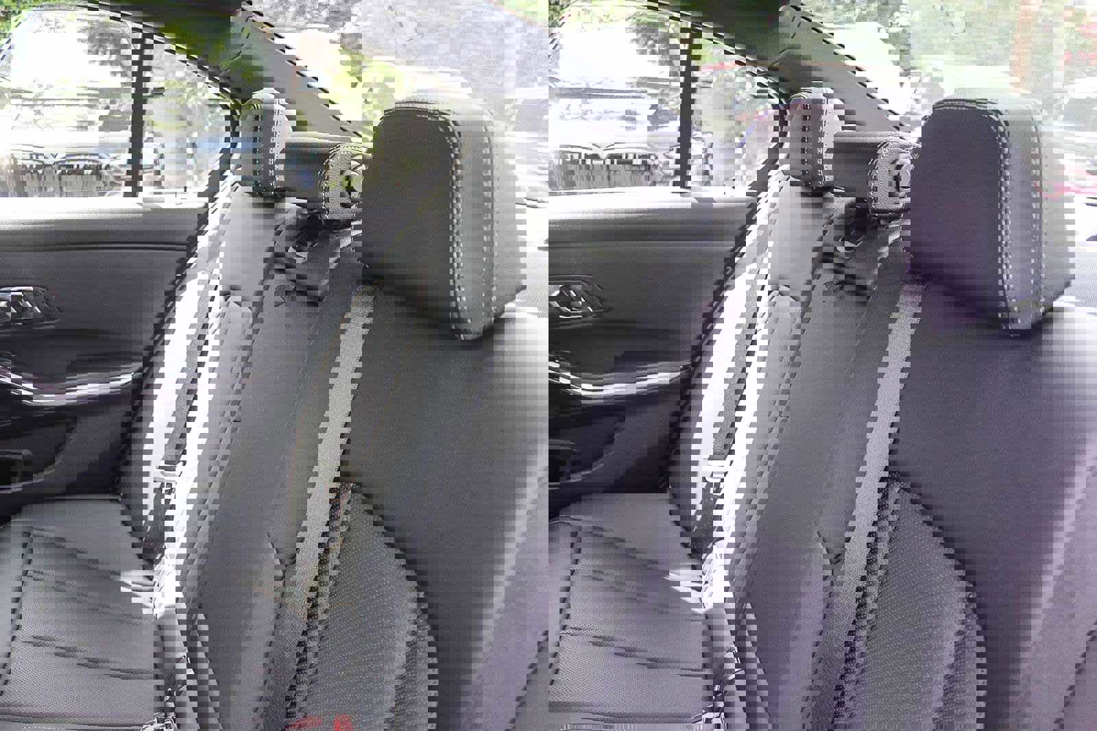 Used 2024 BMW 330i xDrive Sedan w/ Premium Package AWD/4WD image 17