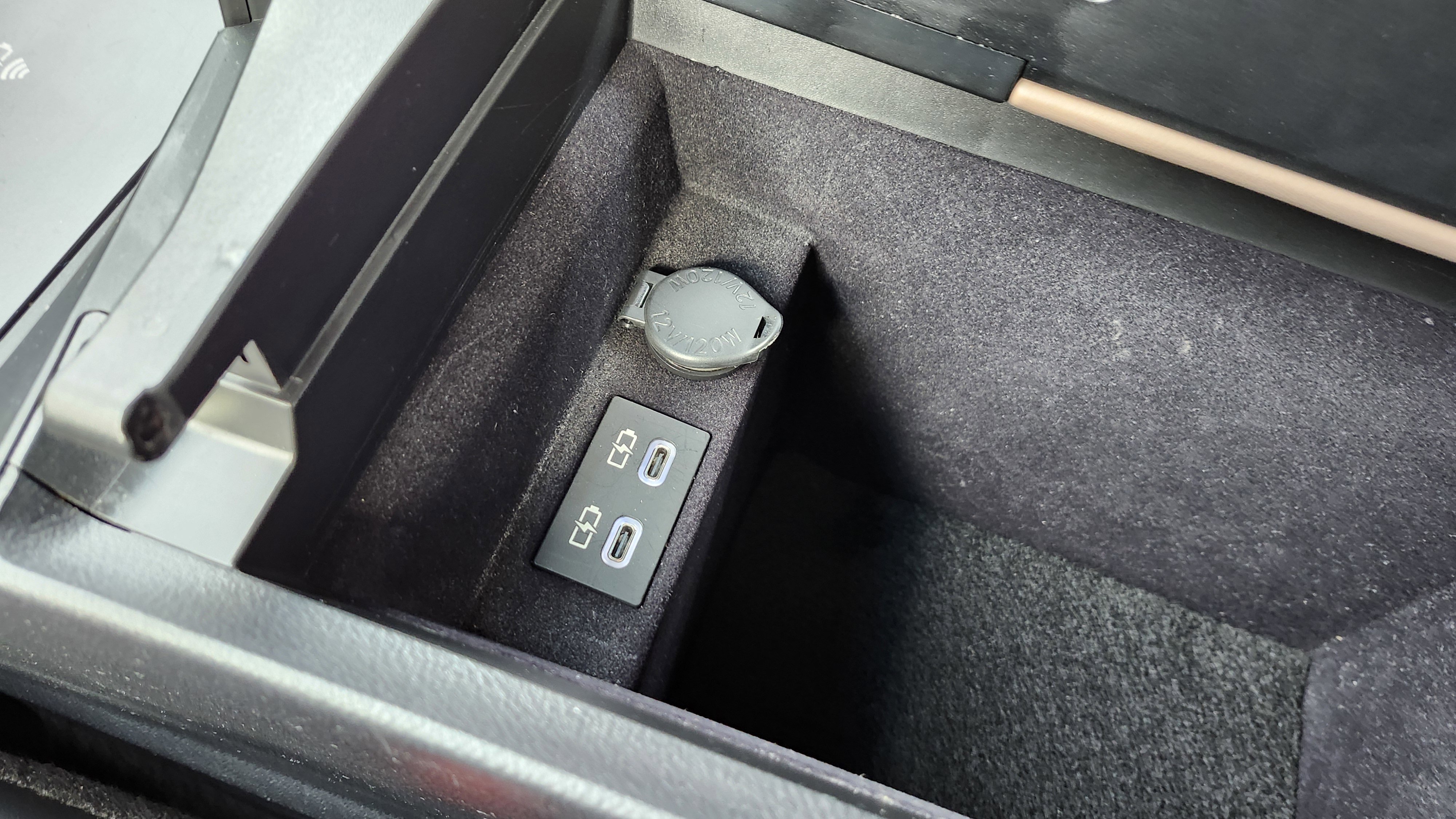 Used 2023 Lexus ES 300h w/ Luxury Package image 38