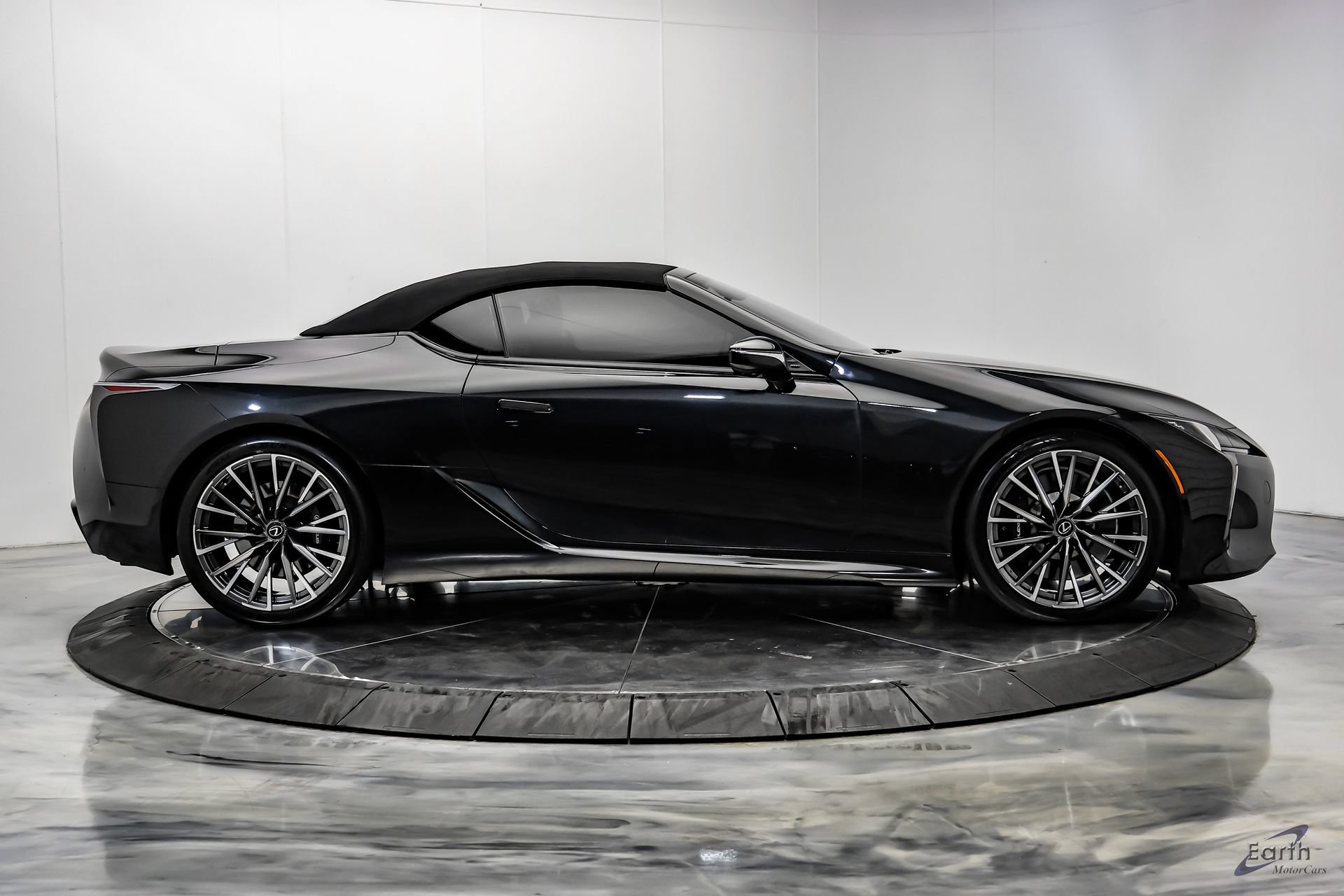 Used 2024 Lexus LC 500 Convertible w/ Touring Package RWD image 20