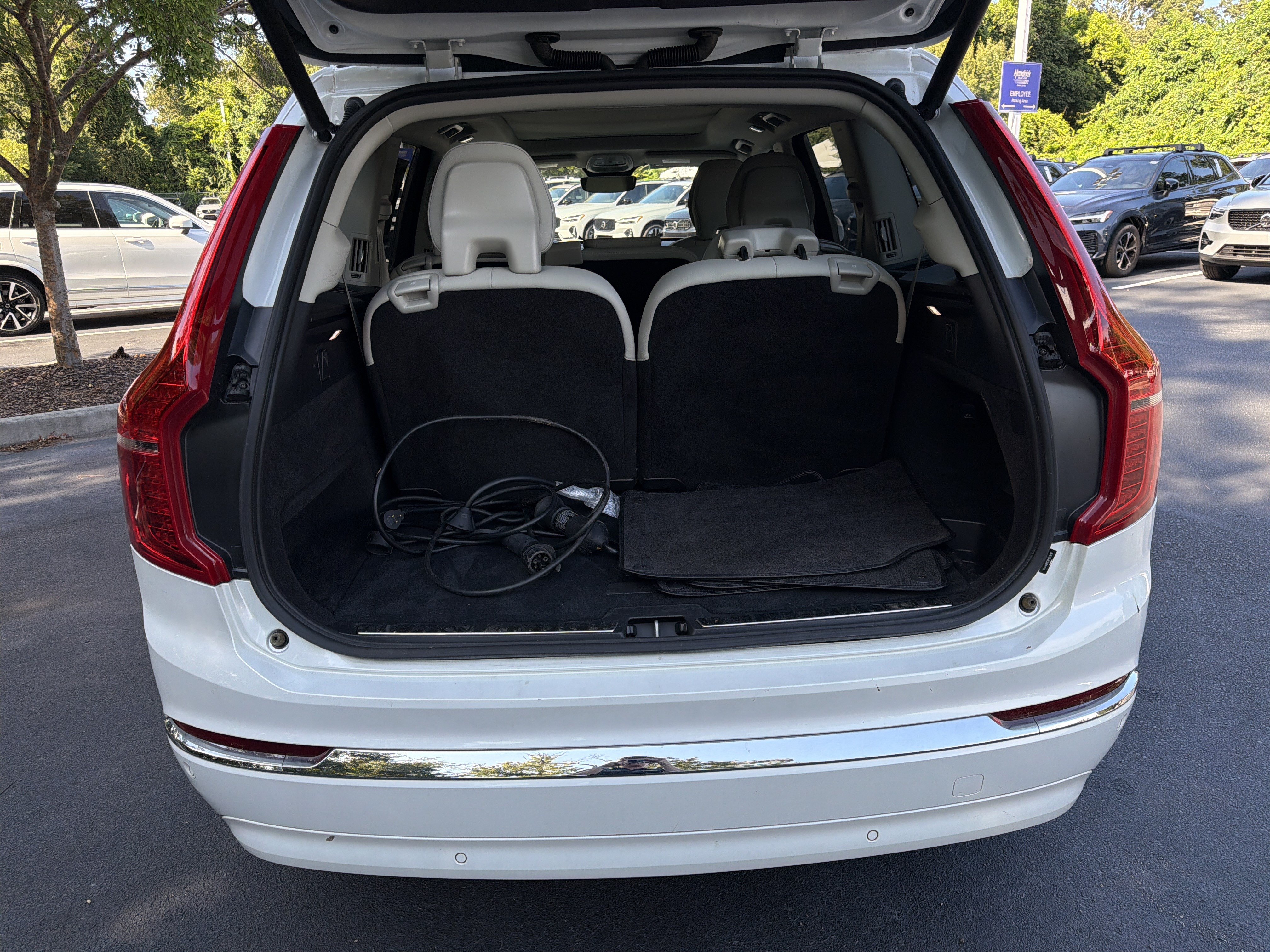 Certified 2024 Volvo XC90 T8 Plus w/ Protection Package AWD/4WD image 34