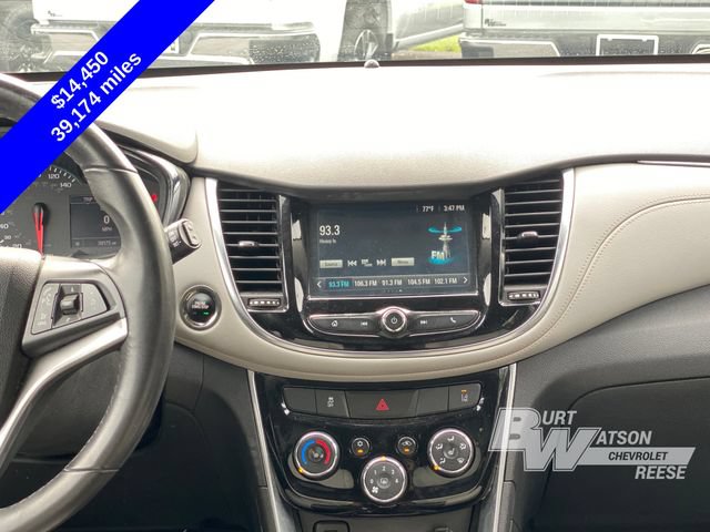 Used 2017 Chevrolet Trax Premier w/ Driver Confidence II Package FWD image 22