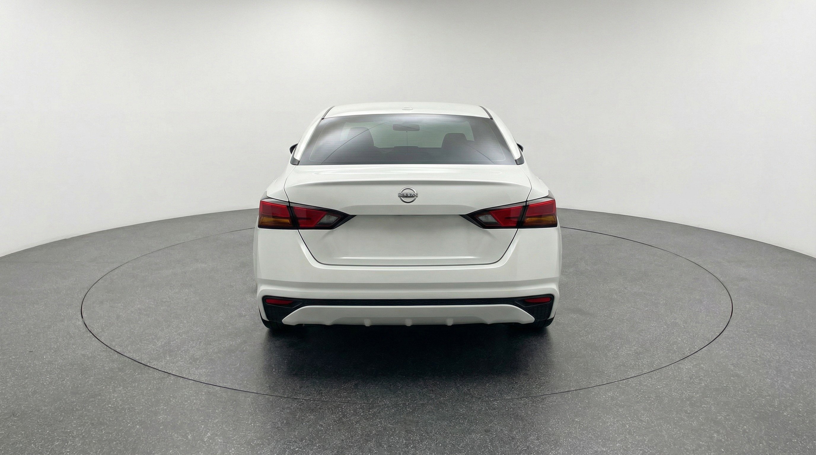 Used 2025 Nissan Altima 2.5 SV image 7