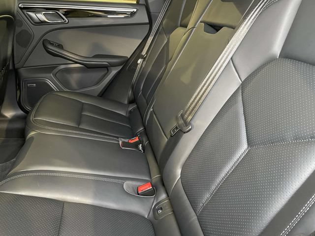 Certified 2023 Porsche Macan Turbo AWD/4WD image 19