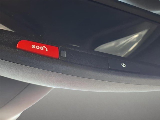 Used 2025 Jeep Compass Limited image 27