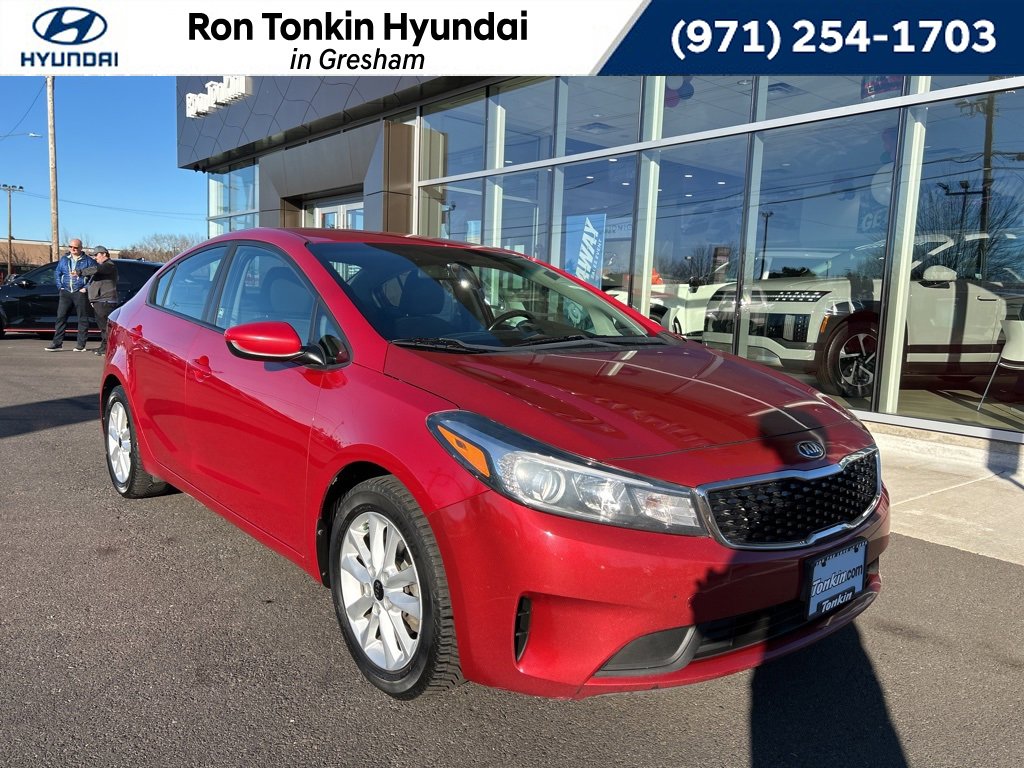 Used 2017 Kia Forte S image 1