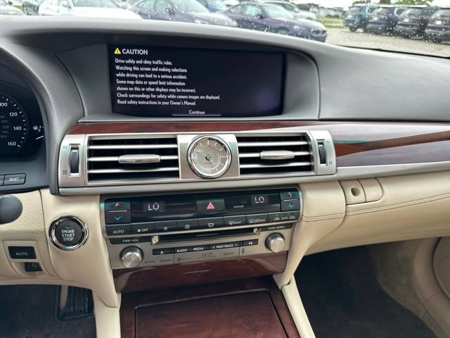 Used 2017 Lexus LS 460 L RWD image 19