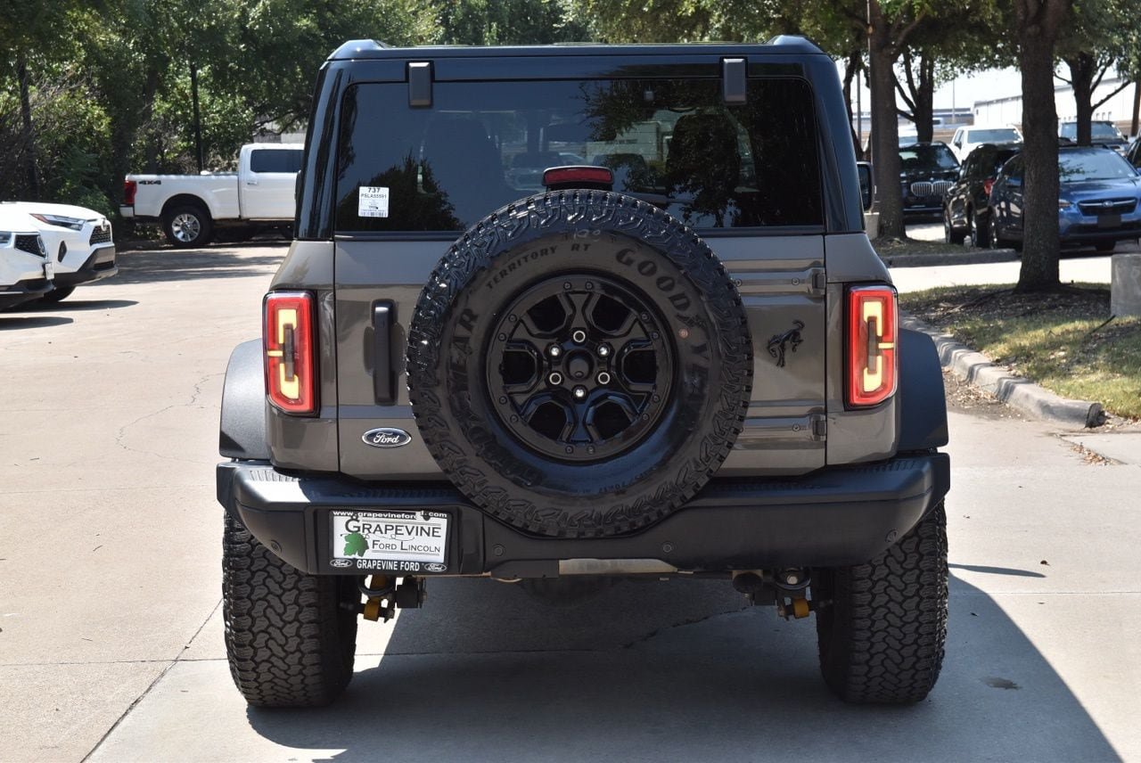 Certified 2025 Ford Bronco Badlands AWD/4WD image 9
