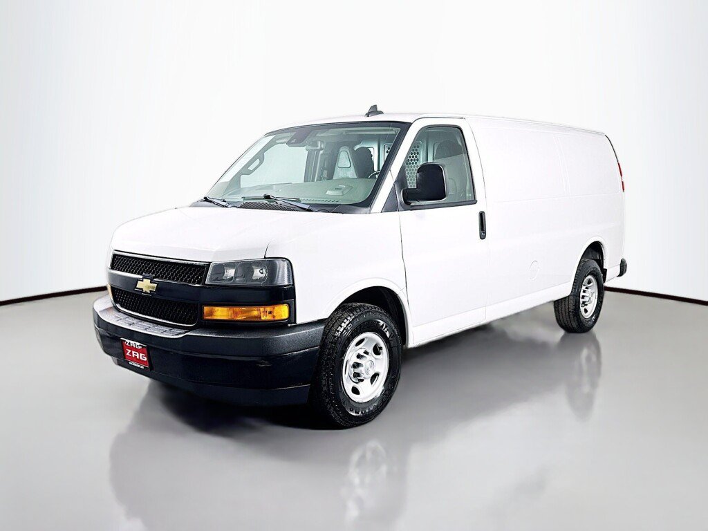 Used 2019 Chevrolet Express 2500 w/ Driver Convenience Package RWD image 1