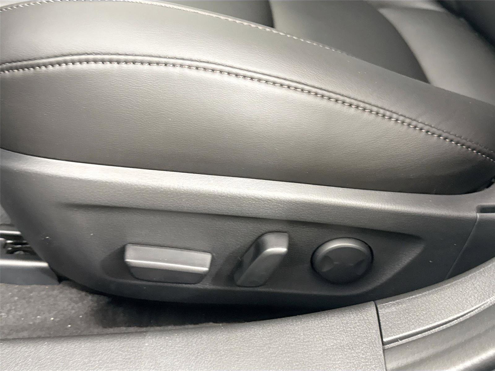 New 2026 MAZDA MAZDA3 2.5 S Sedan w/ Preferred Pkg image 32