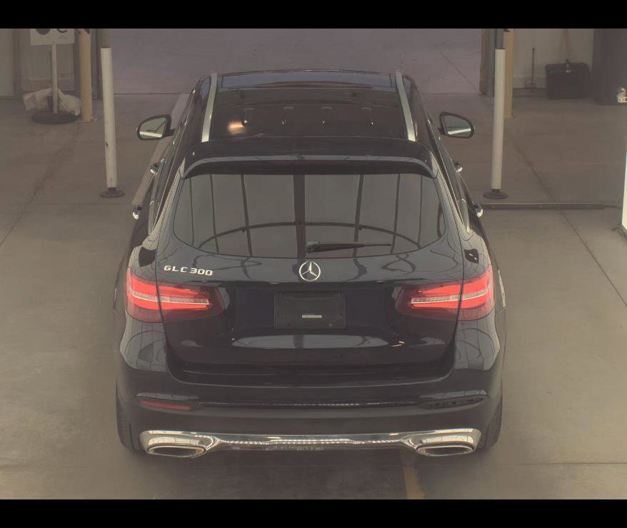 Used 2018 Mercedes-Benz GLC 300 w/ Premium Package image 10