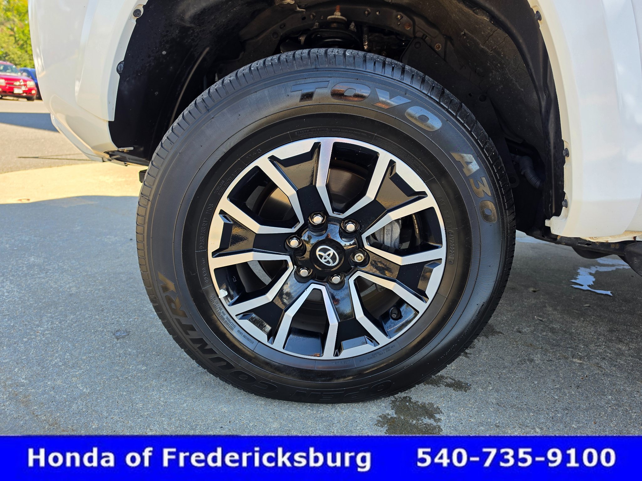Used 2023 Toyota Tacoma TRD Sport w/ Technology Package AWD/4WD image 15