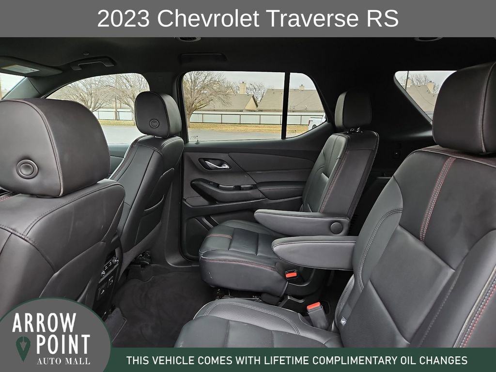 Used 2023 Chevrolet Traverse RS image 18
