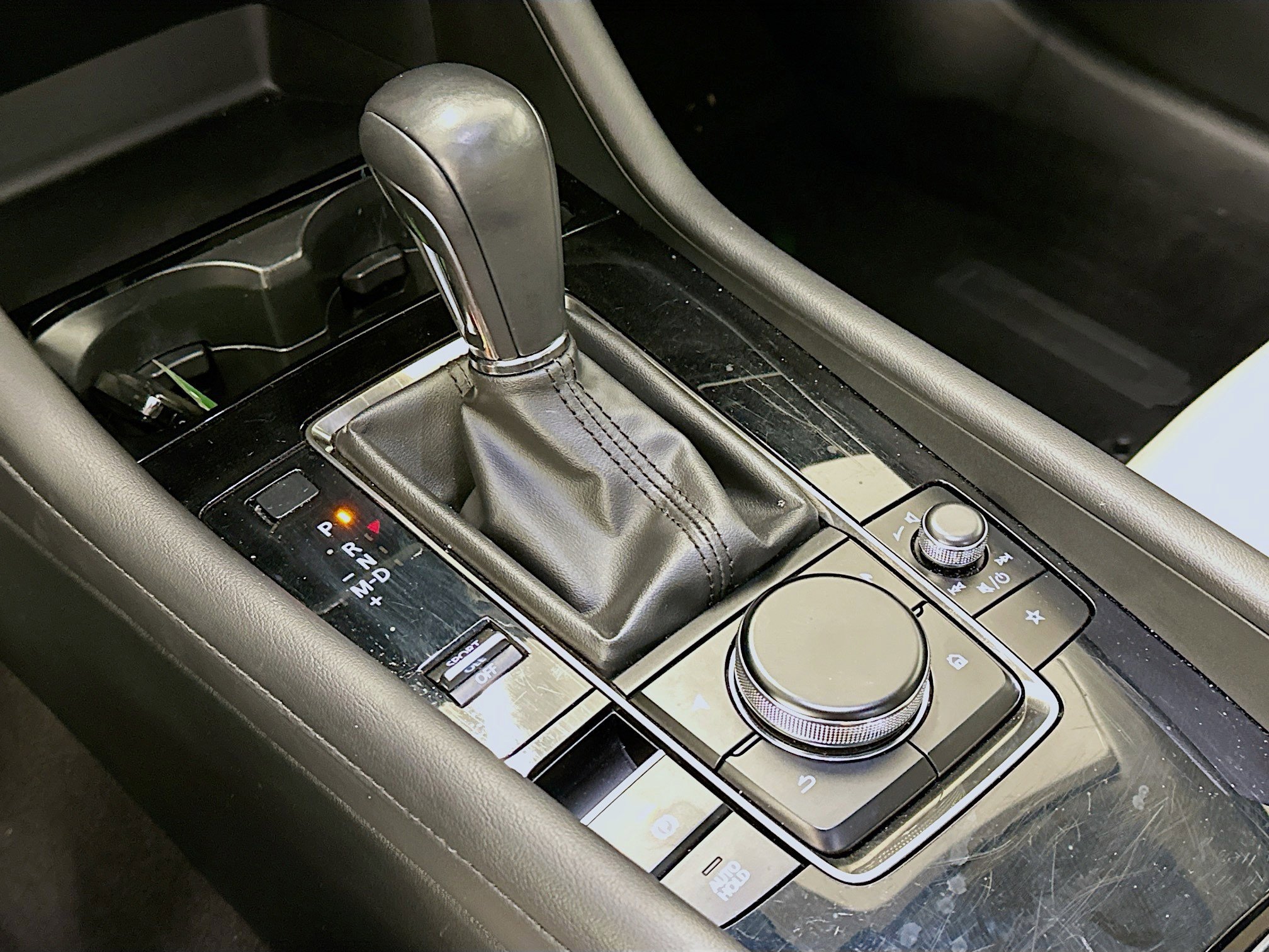 Used 2025 MAZDA MAZDA3 s image 25