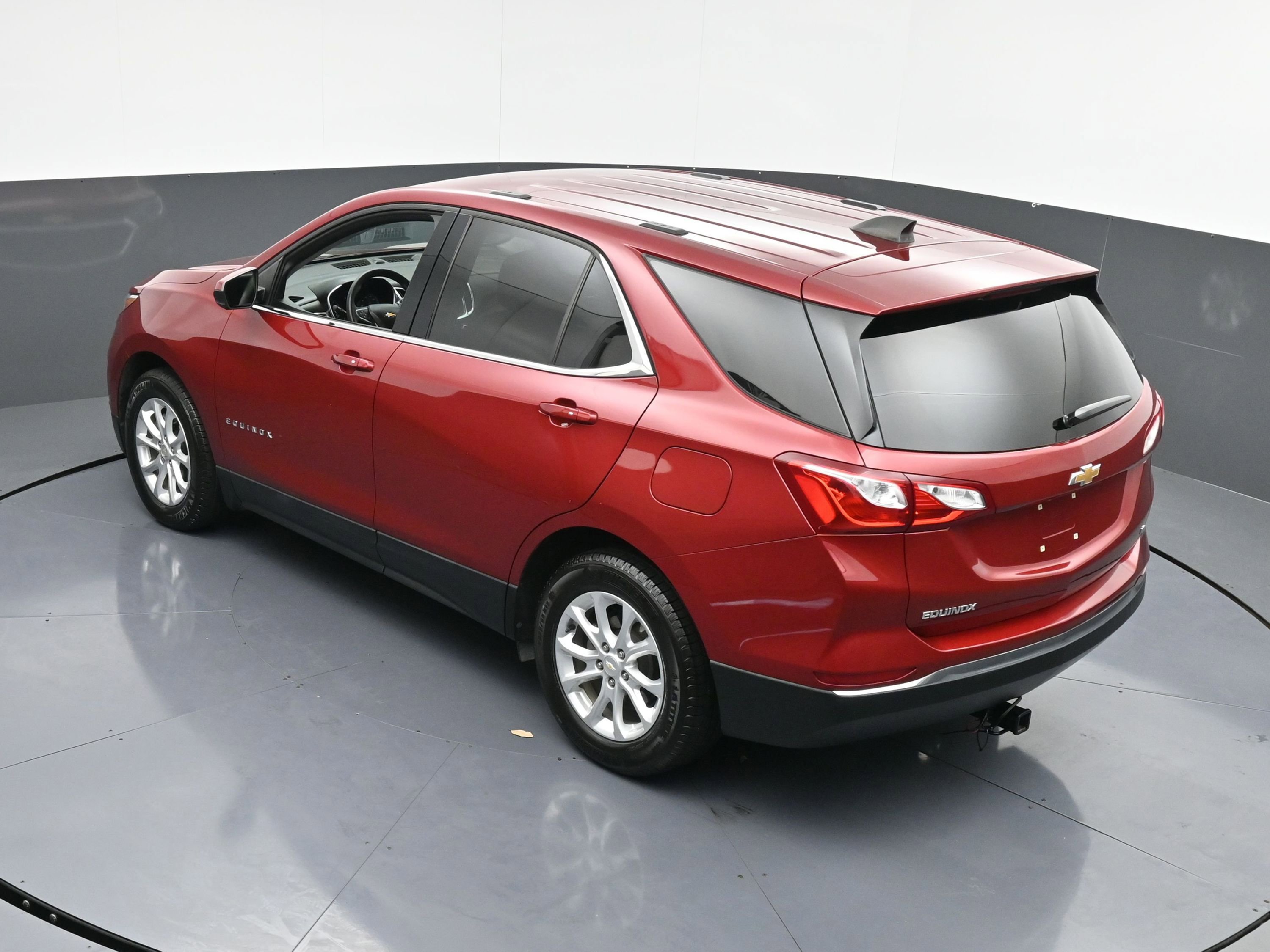 Used 2018 Chevrolet Equinox LT image 37
