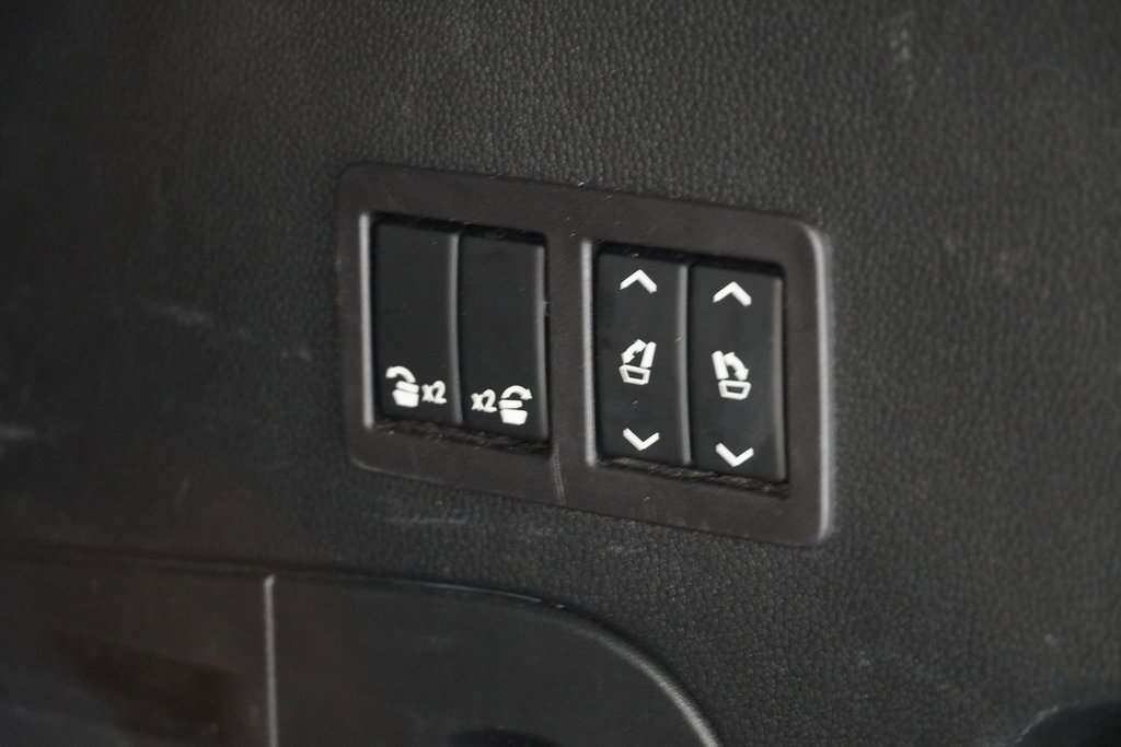 Used 2018 Chevrolet Tahoe Premier image 14