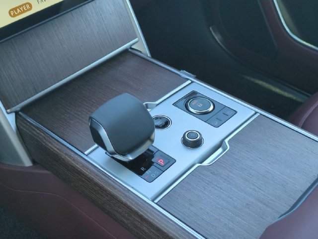 New 2027 Land Rover Range Rover SE AWD/4WD image 9