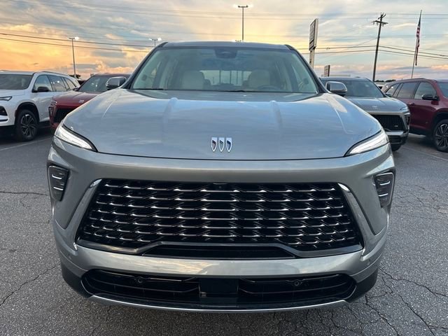 New 2025 Buick Enclave Avenir w/ Super Cruise Package image 2