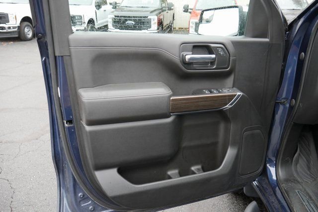 Used 2022 Chevrolet Silverado 1500 LT image 10