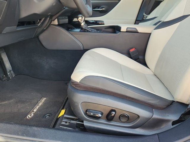 Certified 2024 Lexus ES 350 w/ Premium Package FWD image 25