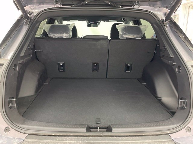 New 2026 Chevrolet Equinox EV LT AWD/4WD image 13