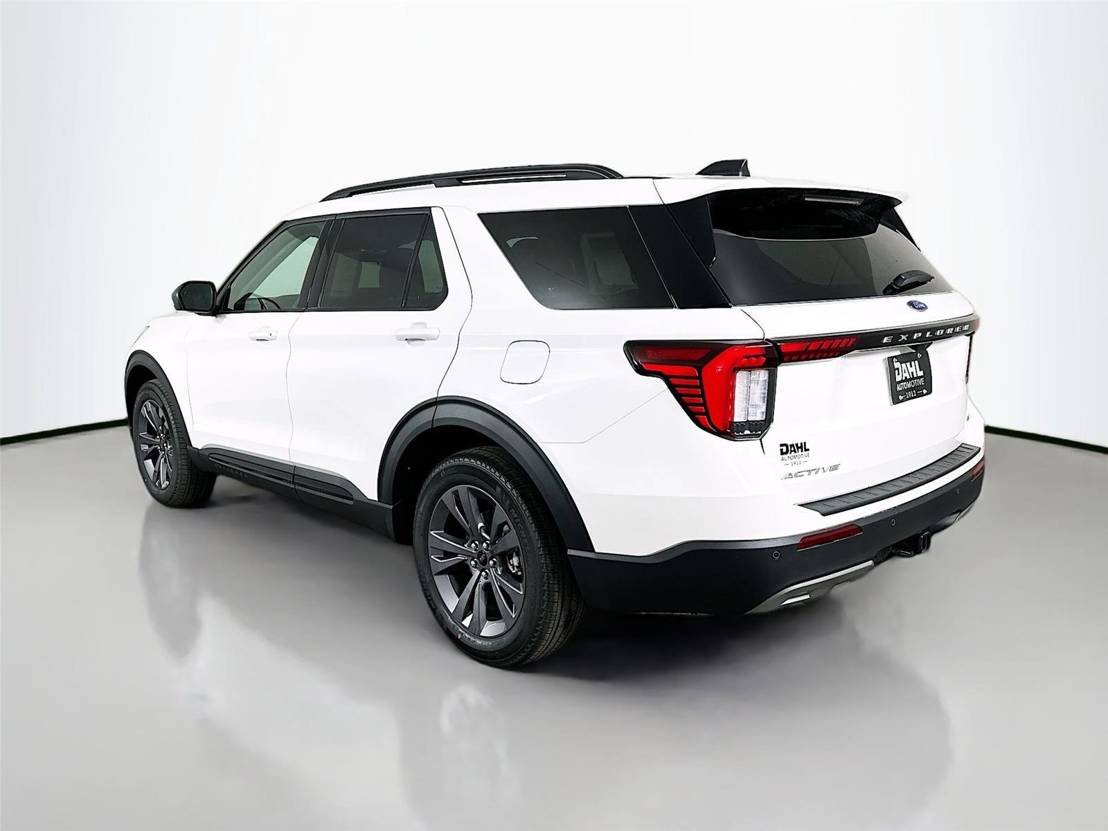 New 2026 Ford Explorer Active w/ Active Comfort Package image 10