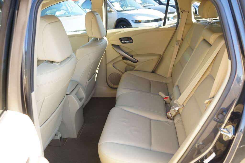Used 2014 Acura RDX w/ Technology Package AWD/4WD image 18