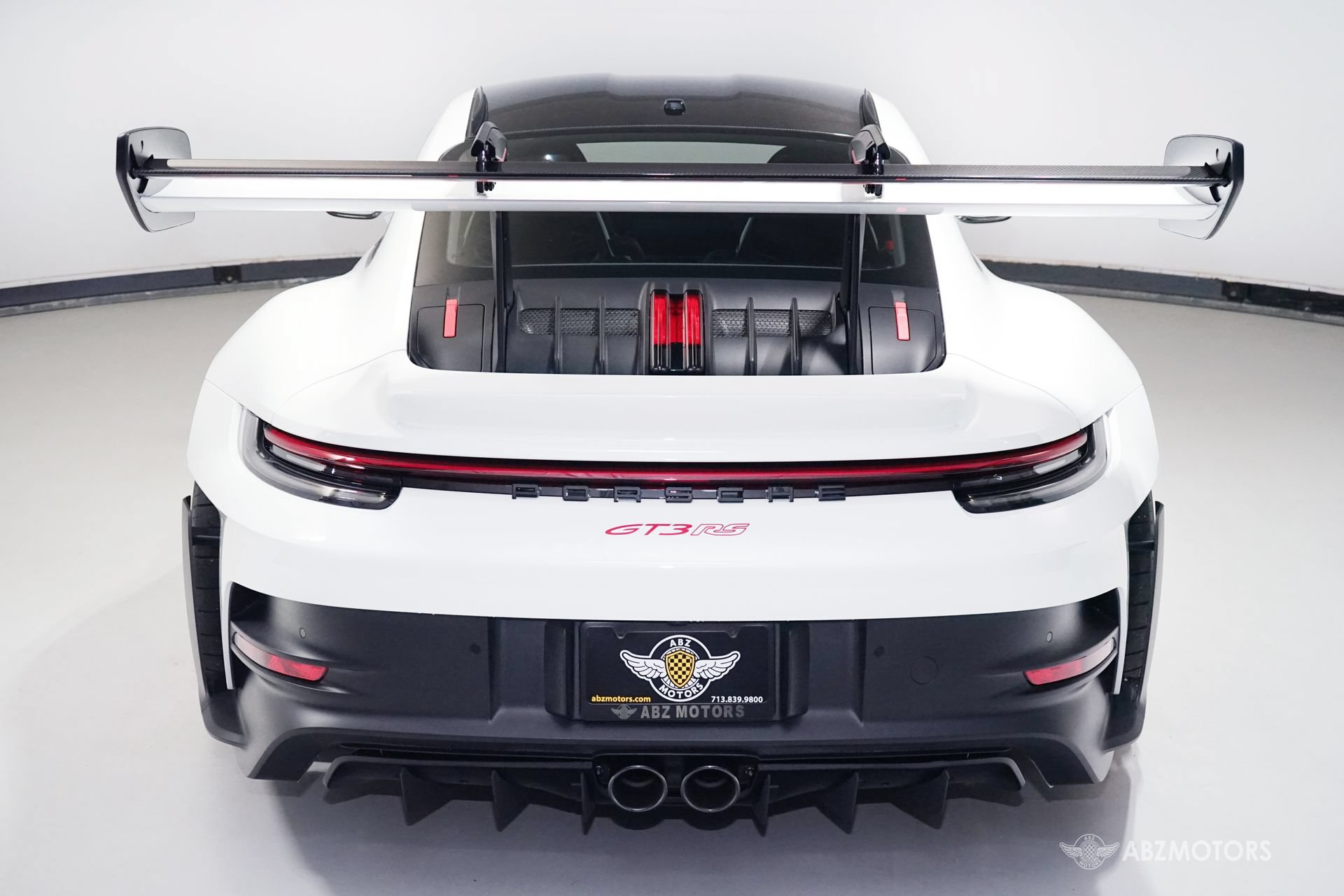 Used 2023 Porsche 911 GT3 RS RWD image 8