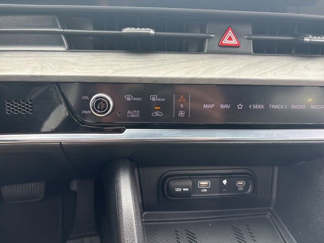 Used 2023 Kia Sportage X-Line w/ X-Line Premium Package AWD/4WD image 29