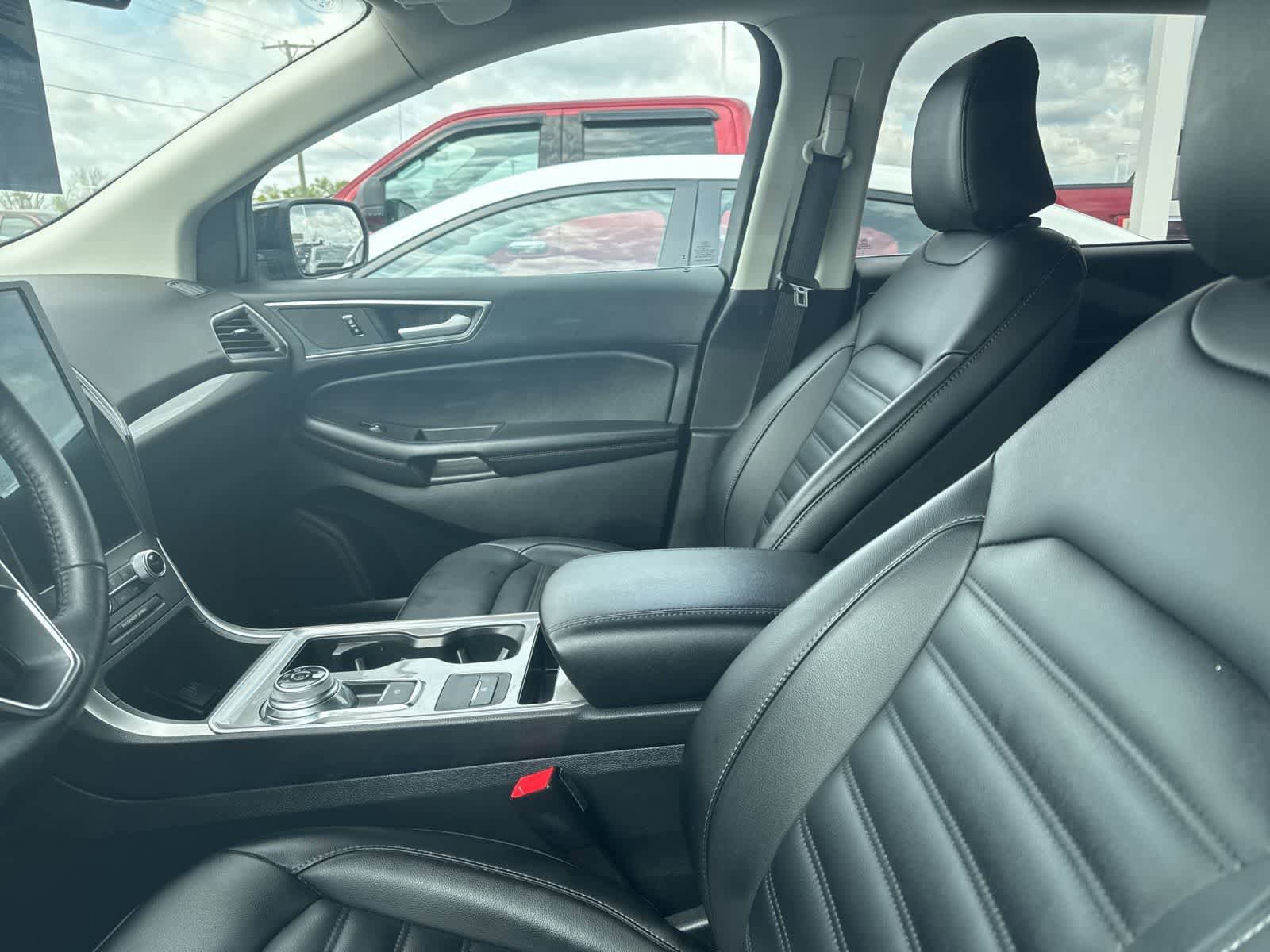Used 2024 Ford Edge SEL w/ Convenience Package AWD/4WD image 29