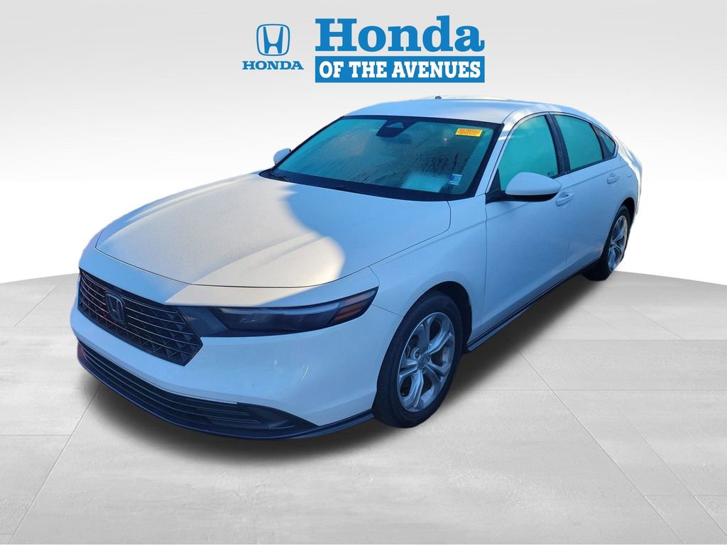 Used 2024 Honda Accord LX image 3