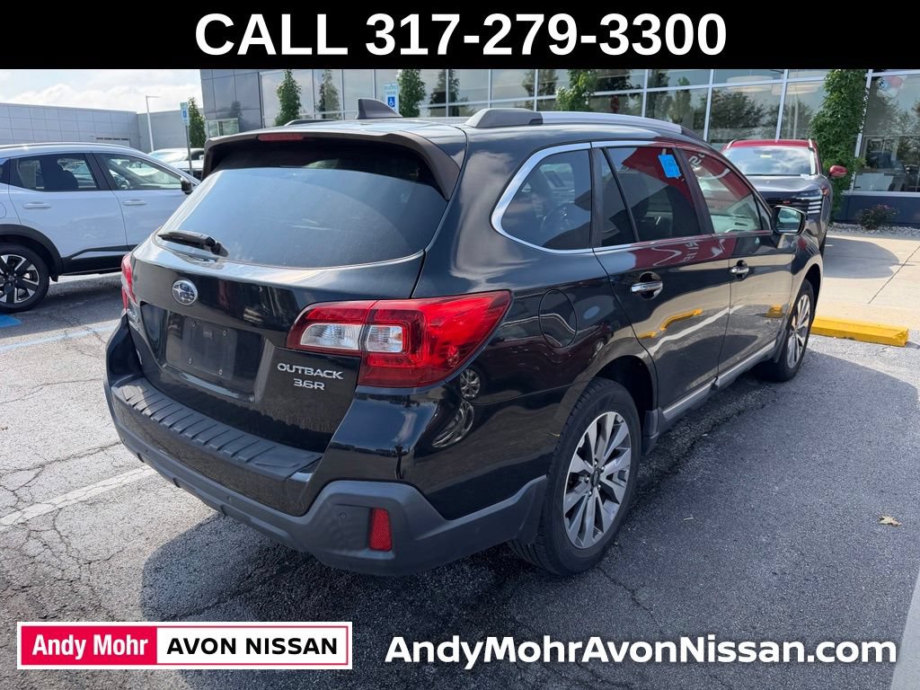 Used 2018 Subaru Outback 3.6R Touring AWD/4WD image 6