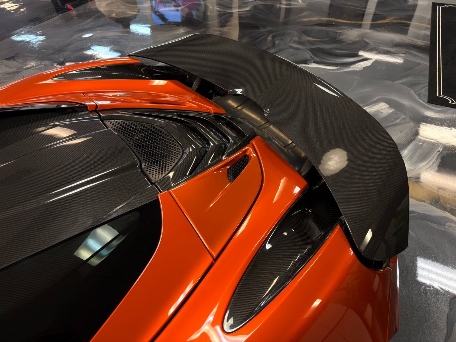 Used 2021 McLaren 720S Performance RWD image 16