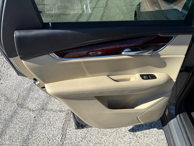 Used 2017 Cadillac XT5 Premium Luxury FWD image 37