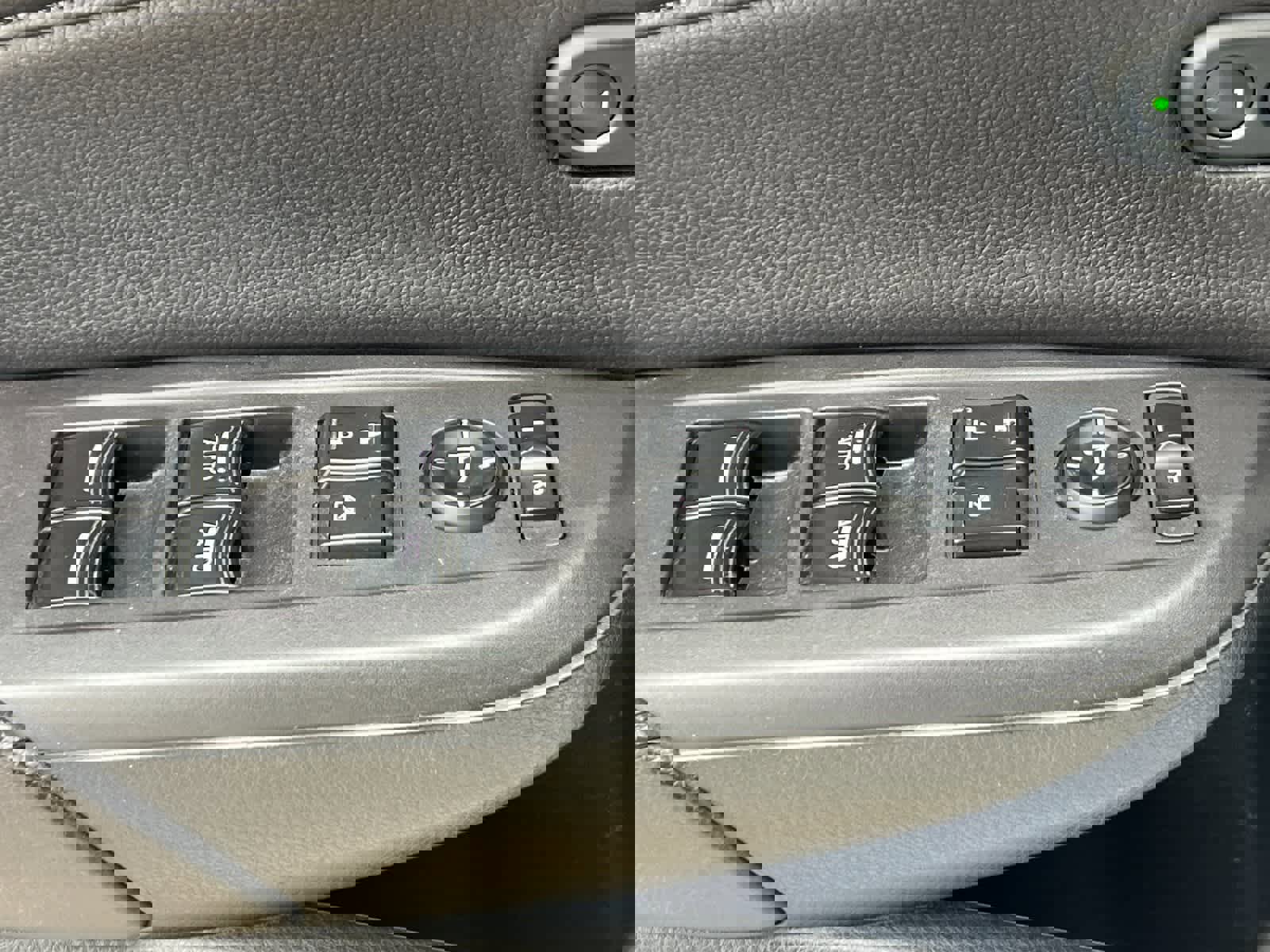 Used 2017 Acura ILX w/ Premium Package image 13