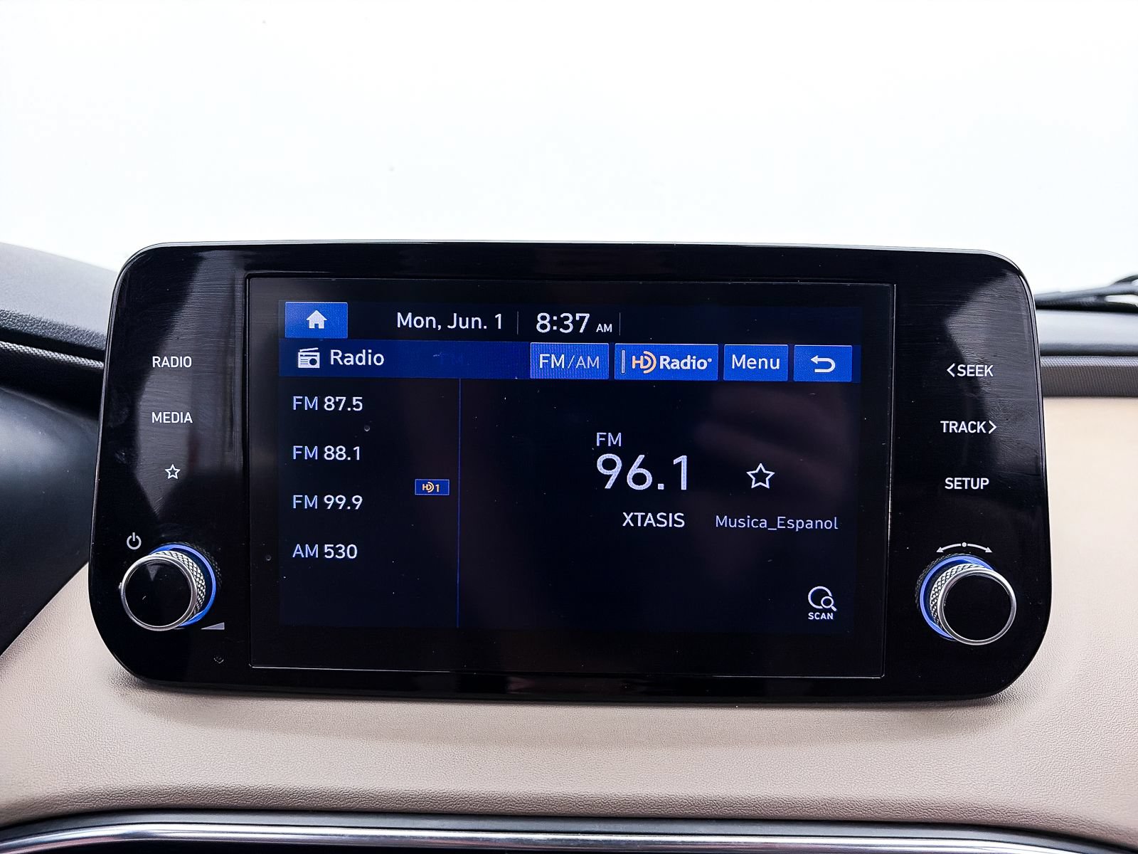 Used 2021 Hyundai Santa Fe SE FWD image 15
