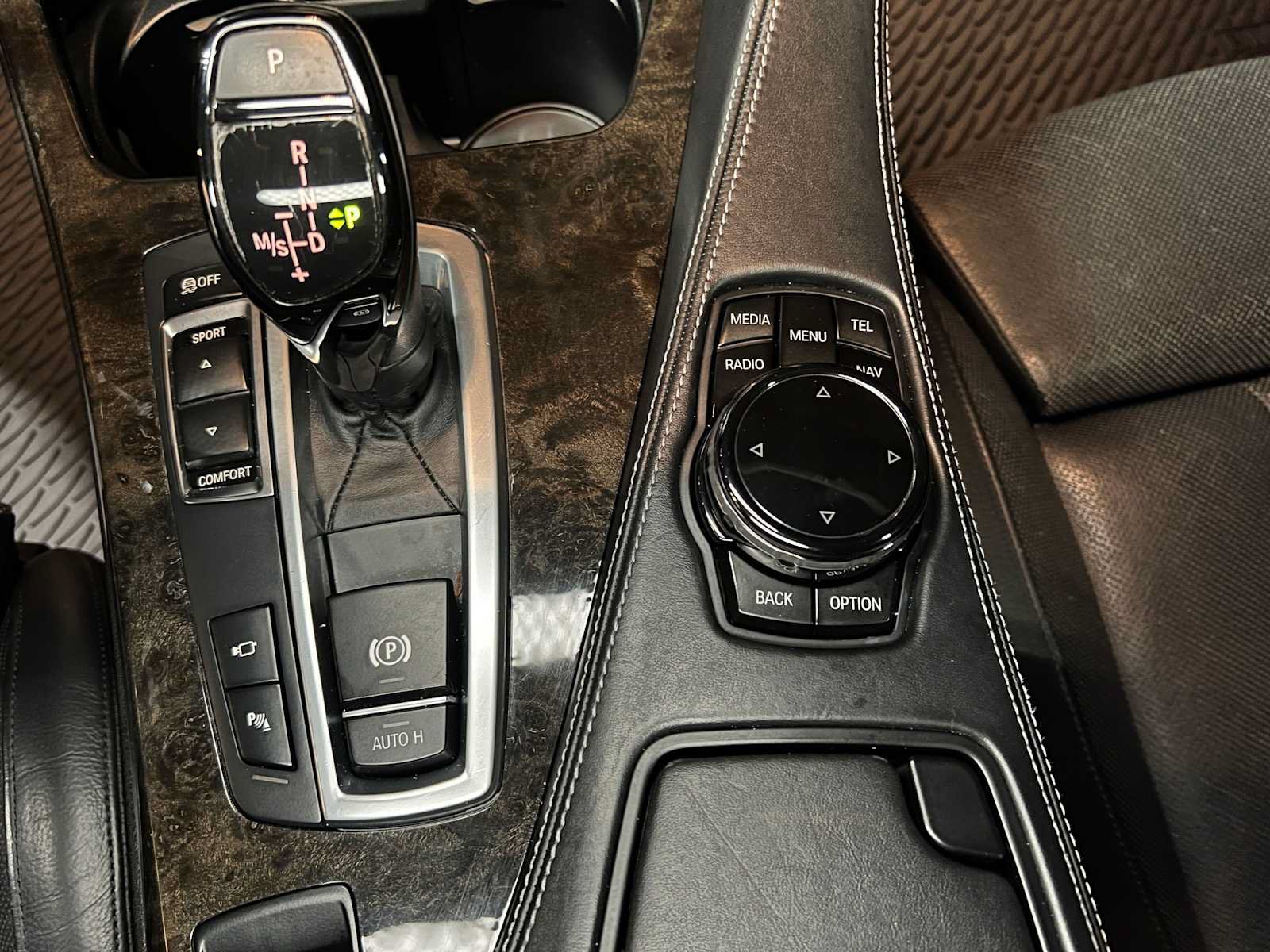 Used 2016 BMW 640i Convertible RWD image 33