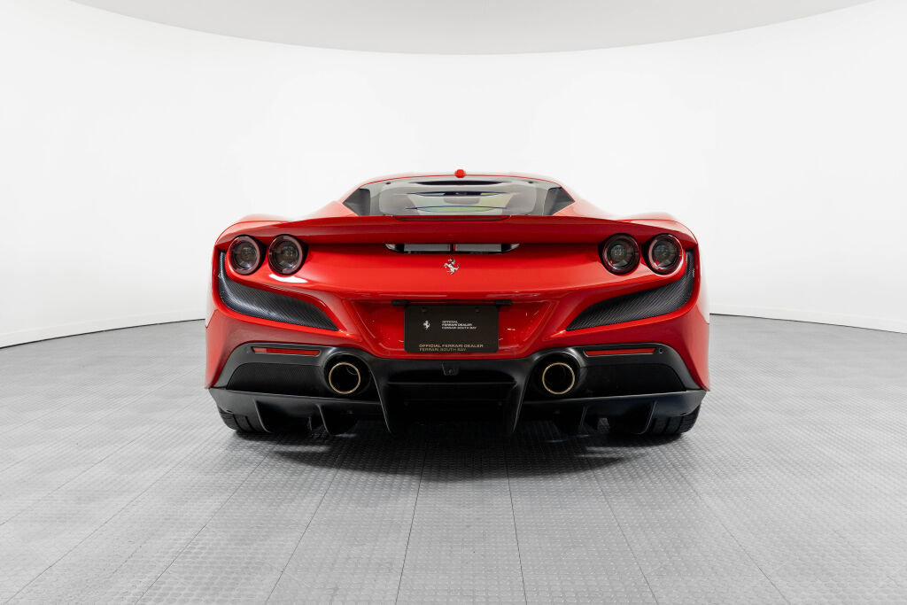 Certified 2021 Ferrari F8 Tributo RWD image 21