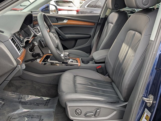 Certified 2023 Audi Q5 2.0T Premium w/ Convenience Package image 18