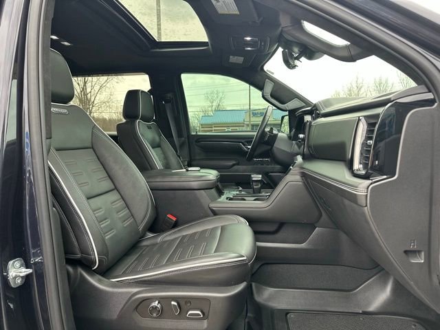 Used 2023 GMC Sierra 1500 AT4X AWD/4WD image 7