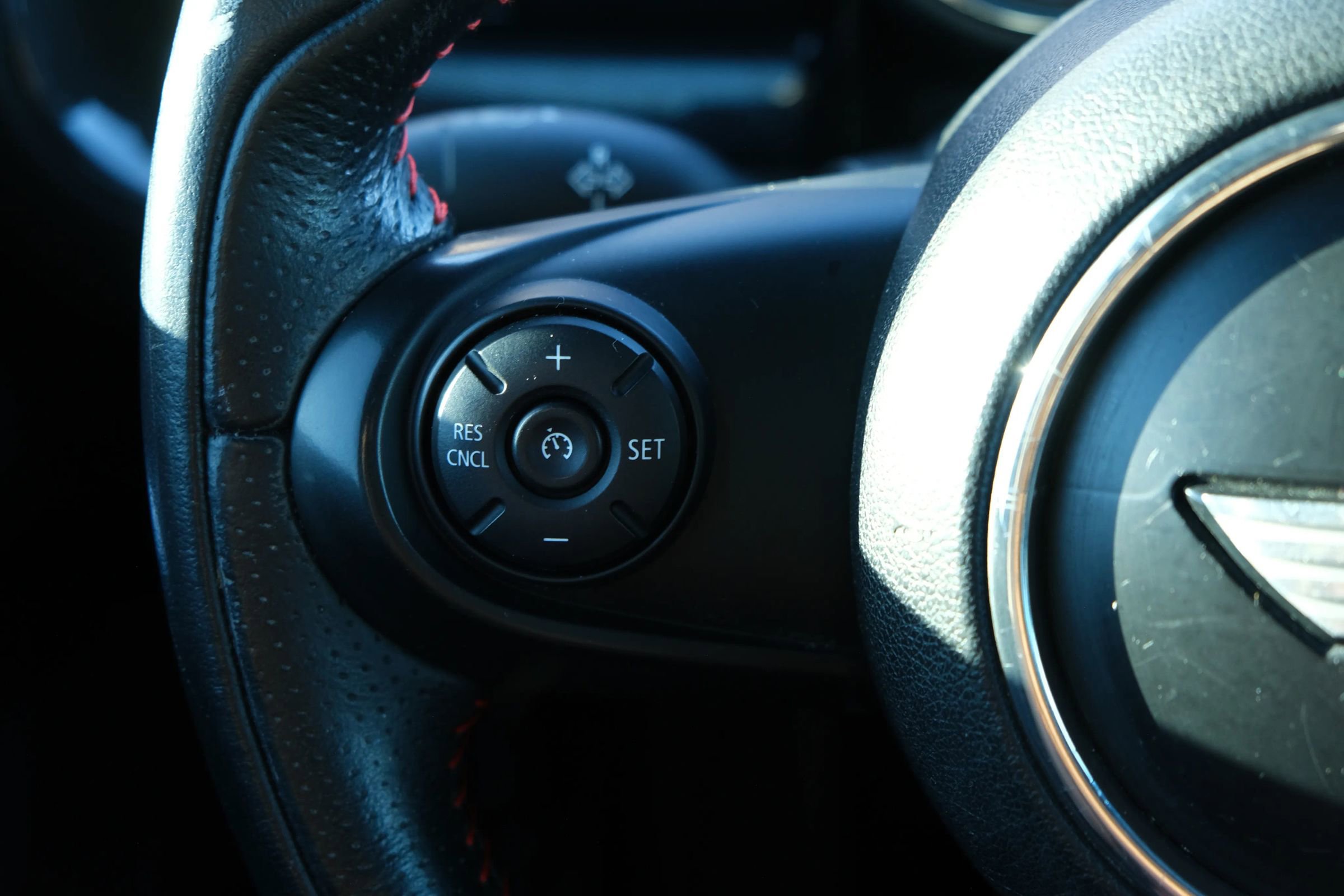 Used 2017 MINI Cooper Clubman image 35