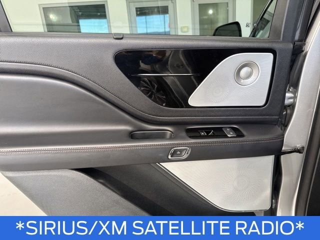 Used 2021 Lincoln Aviator Reserve w/ Equipment Group 202A image 18