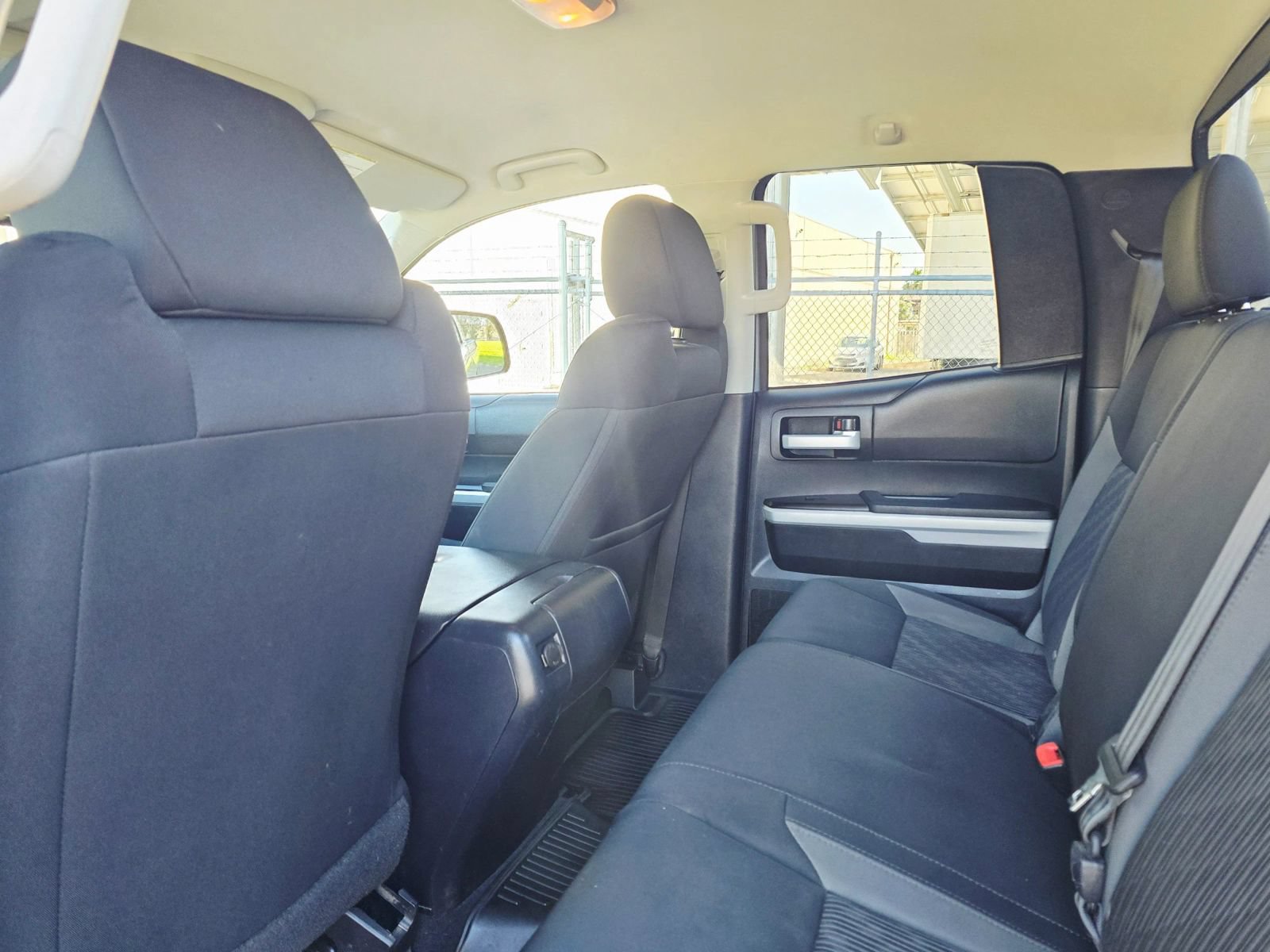 Used 2017 Toyota Tundra SR5 w/ SR5 Upgrade Package RWD image 41