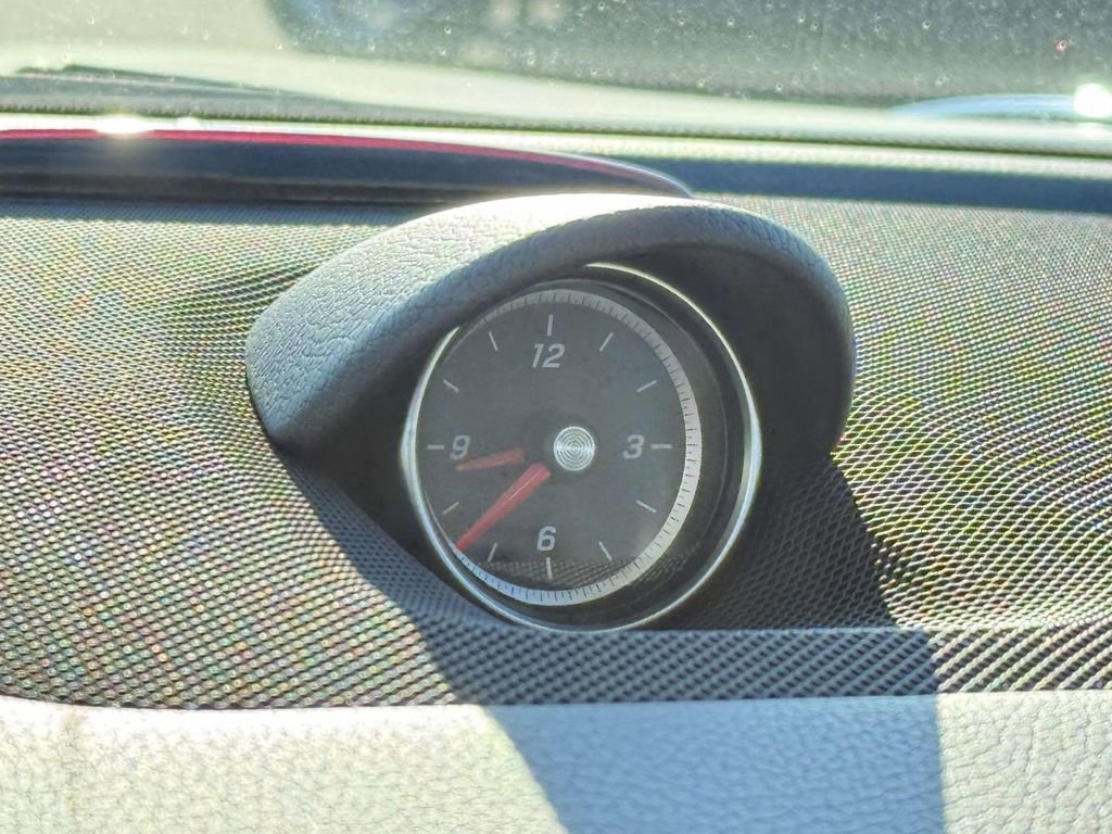 Used 2017 Mercedes-Benz SL 550 image 28