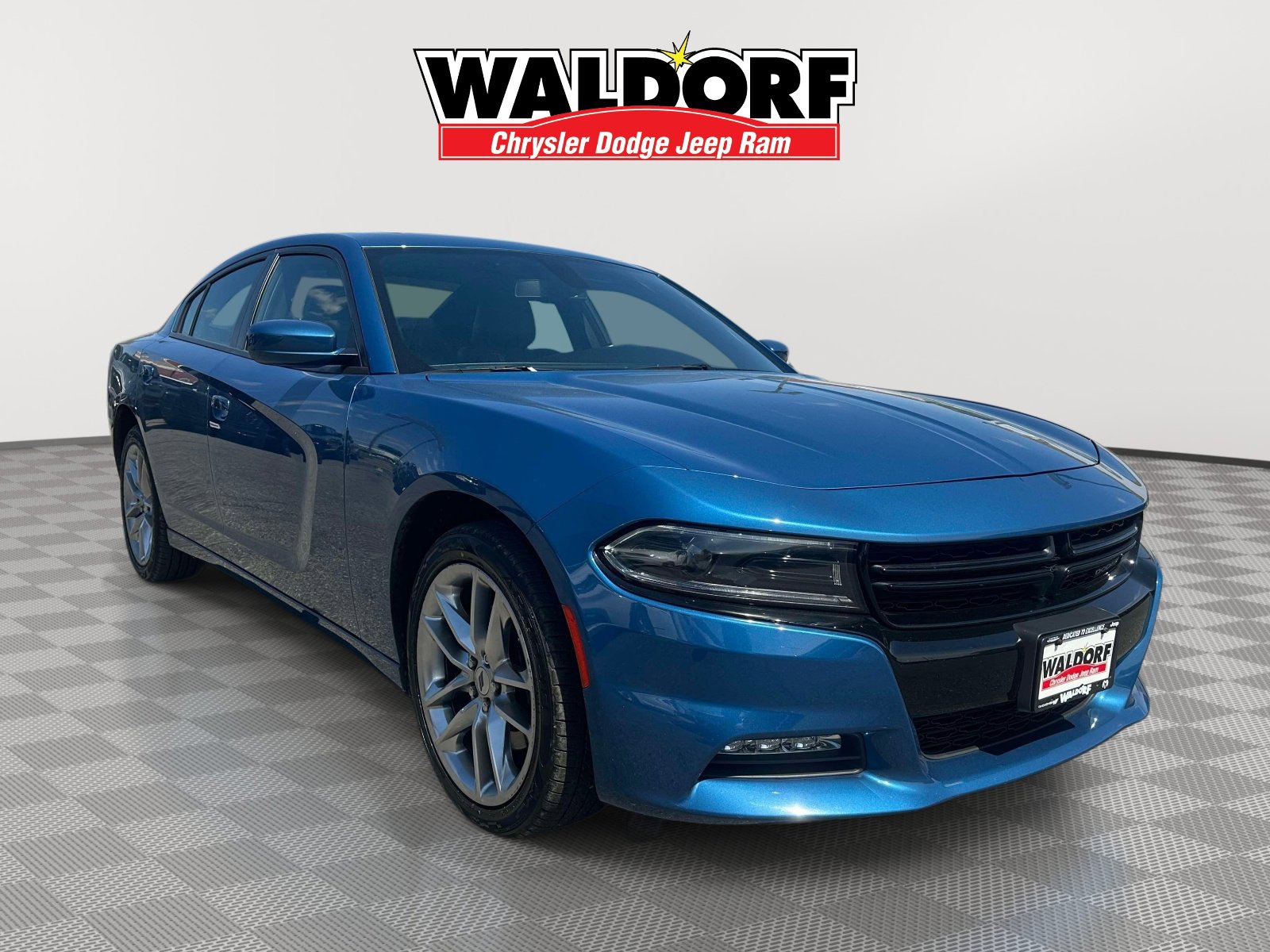Used 2022 Dodge Charger SXT w/ Plus Group image 1